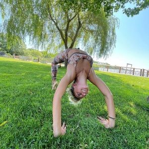 Activewear. The Upside Batik Floral legging with matching Bra